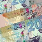 تراجع سعر الدينار الكويتي مقابل الجنيه المصري اليوم
