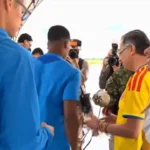 رودريجيز يتجاهل طلب نجلة رئيس كولومبيا خلال حدث رسمي