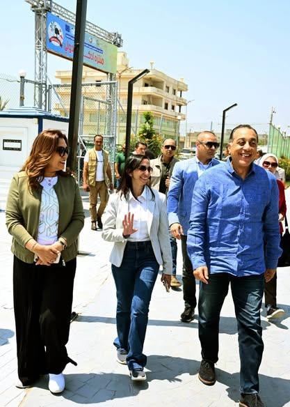 زيارة رئيس الوزراء للبحيرة