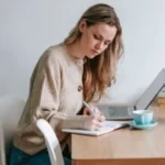 أبراج تتفوق في الإنجاز: العقرب يتصدر قائمة المجتهدين