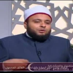 الإفتاء توضح حكم الصلاة بالقراءة من الهاتف المحمول