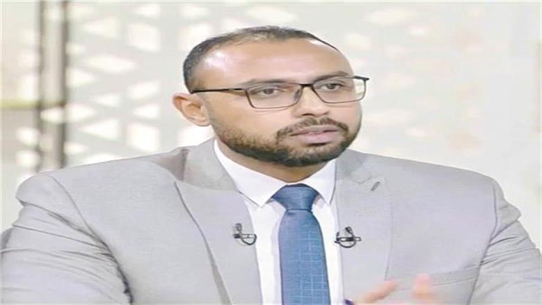 الدكتور علي الإدريسي، أستاذ اقتصاد 