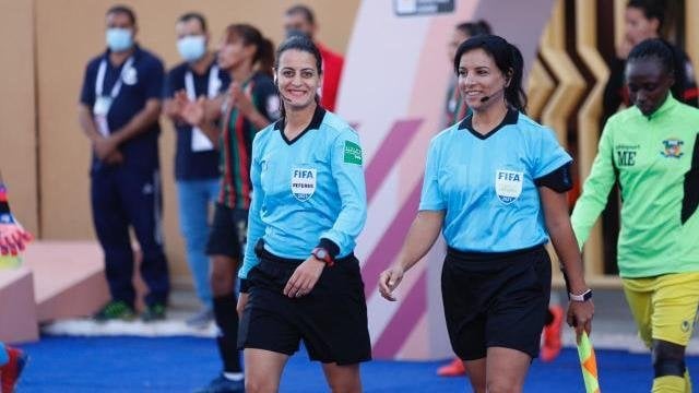 شاهندا المغربي تدير مباراة <a href=