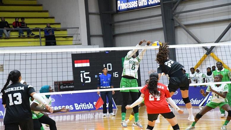 منتخب الطائرة للناشئات
