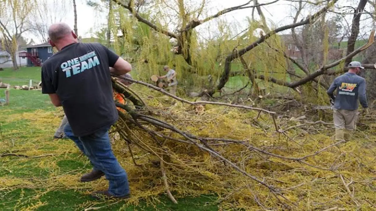 28 إعصارًا يضرب الولايات المتحدة ويهدد 35 مليون أمريكي بالفيضانات والعواصف