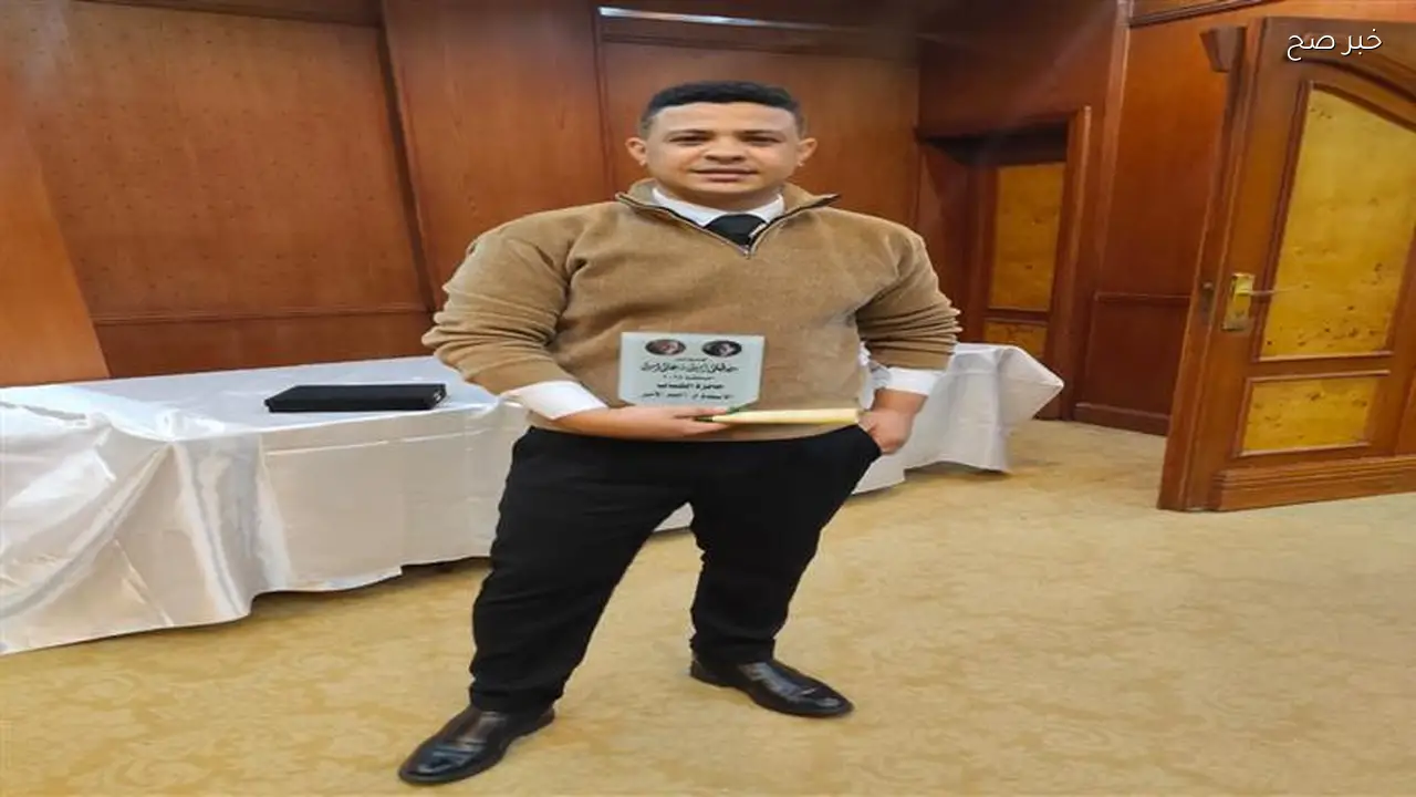 أحمد الأمير يحصل على جائزة مصطفى وعلي أمين لفئة الشباب