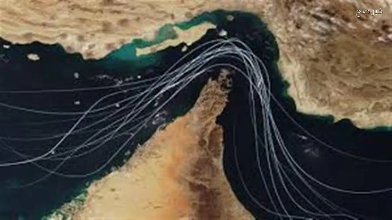 إيران تعلن إغلاق مضيق هرمز مجددًا في خطوة رسمية جديدة