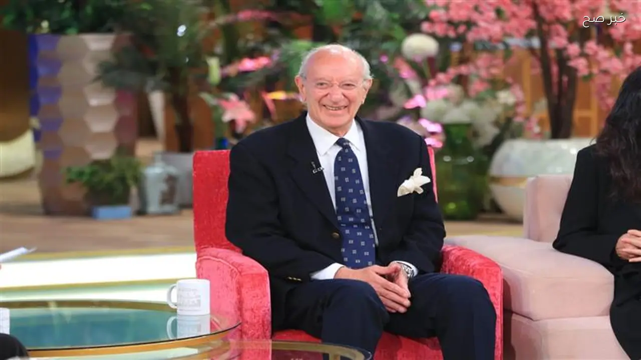 الموسيقار محمد عبدالوهاب يمتلك شهادتي وفاة ويختبر ضيوفه لأسباب خاصة