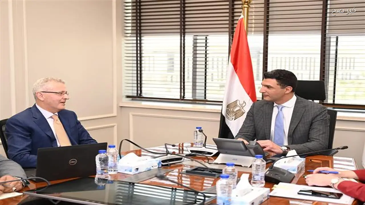 زيادة القاعدة الإنتاجية للسيارات في مصر وفقًا لوزير الصناعة