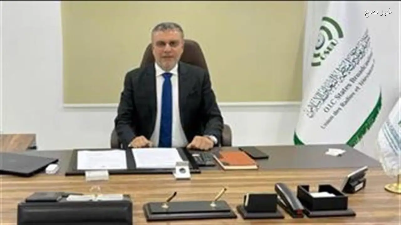 عمرو الليثي يثني على وزير الأوقاف بعد محاضرته عن الذكاء الاصطناعي