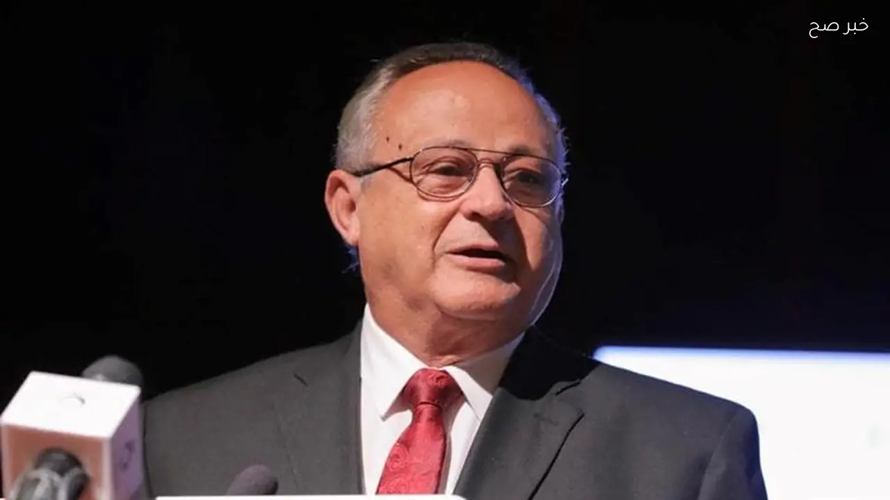 مدير مكتبة الإسكندرية يؤكد أهمية النقد البناء لتقدم المجتمعات