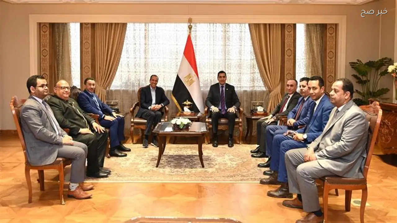 وزير الرياضة يعلن خطة لتوسيع قاعدة ممارسي لعبة البادل بالمحافظات