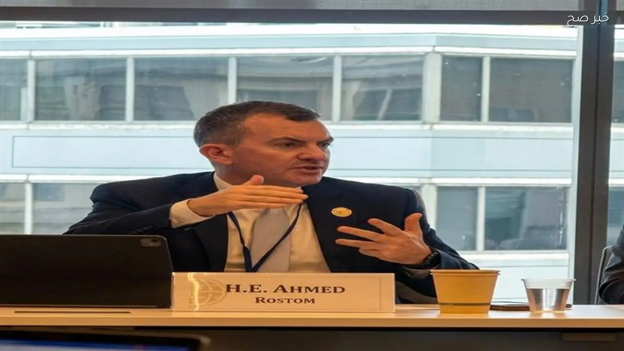 وزيرا التخطيط والاستثمار يعلنان تفاصيل برامج الإصلاح الاقتصادي المصري