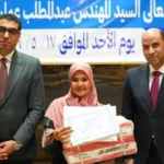 تسليم ماكينات خياطة لخريجات التدريب المهني في الأقصر