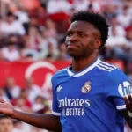 ريال مدريد يتقدم على إشبيلية بهدف في الشوط الأول بالدوري الإسباني
