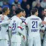 ليفربول وآرسنال يتنافسان على برادلي باركولا نجم باريس سان جيرمان