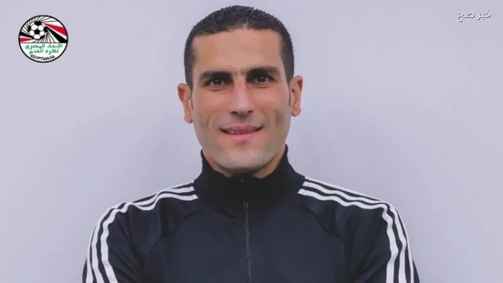 محمود ناجي يقود مباراة بيراميدز وسموحة في الدوري الممتاز