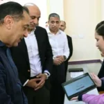 مدبولي يستمع لتجربة طالبة في تعلم البرمجة عبر منصة كيريو اليابانية