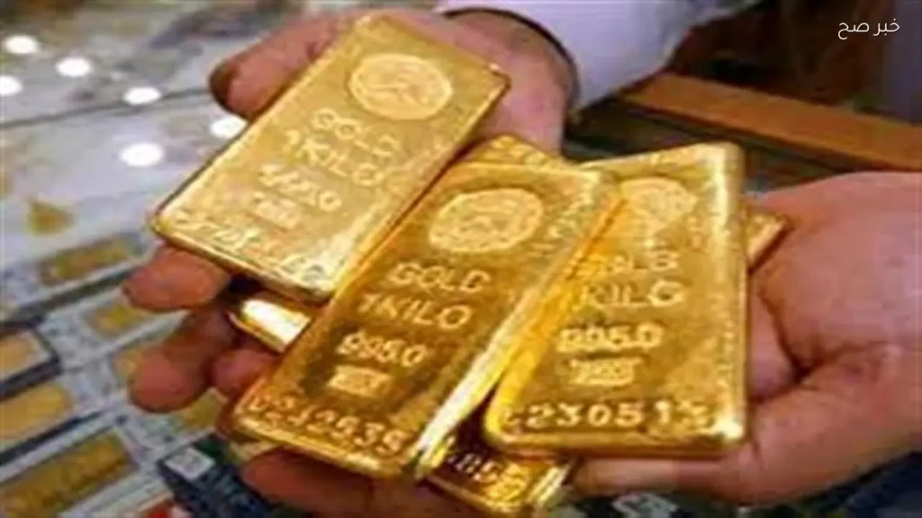 توقعات جديدة لأسعار الذهب: انخفاض متوقع إلى 5243 دولارًا للأونصة في 2026