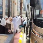 1200 حافلة تنقل 52% من الحجاج المصريين إلى عرفات