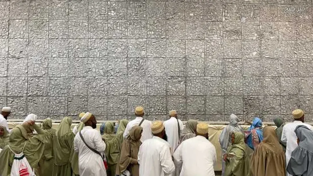 حجاج الجمعيات الأهلية يستكملون رمي الجمرات في أول أيام التشريق