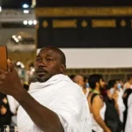 الإفتاء والأزهر يوضحان حكم التصوير أثناء الحج
