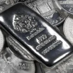 قفزة تاريخية للفضة تتجاوز 150% وتفوقها على الذهب عالميًا