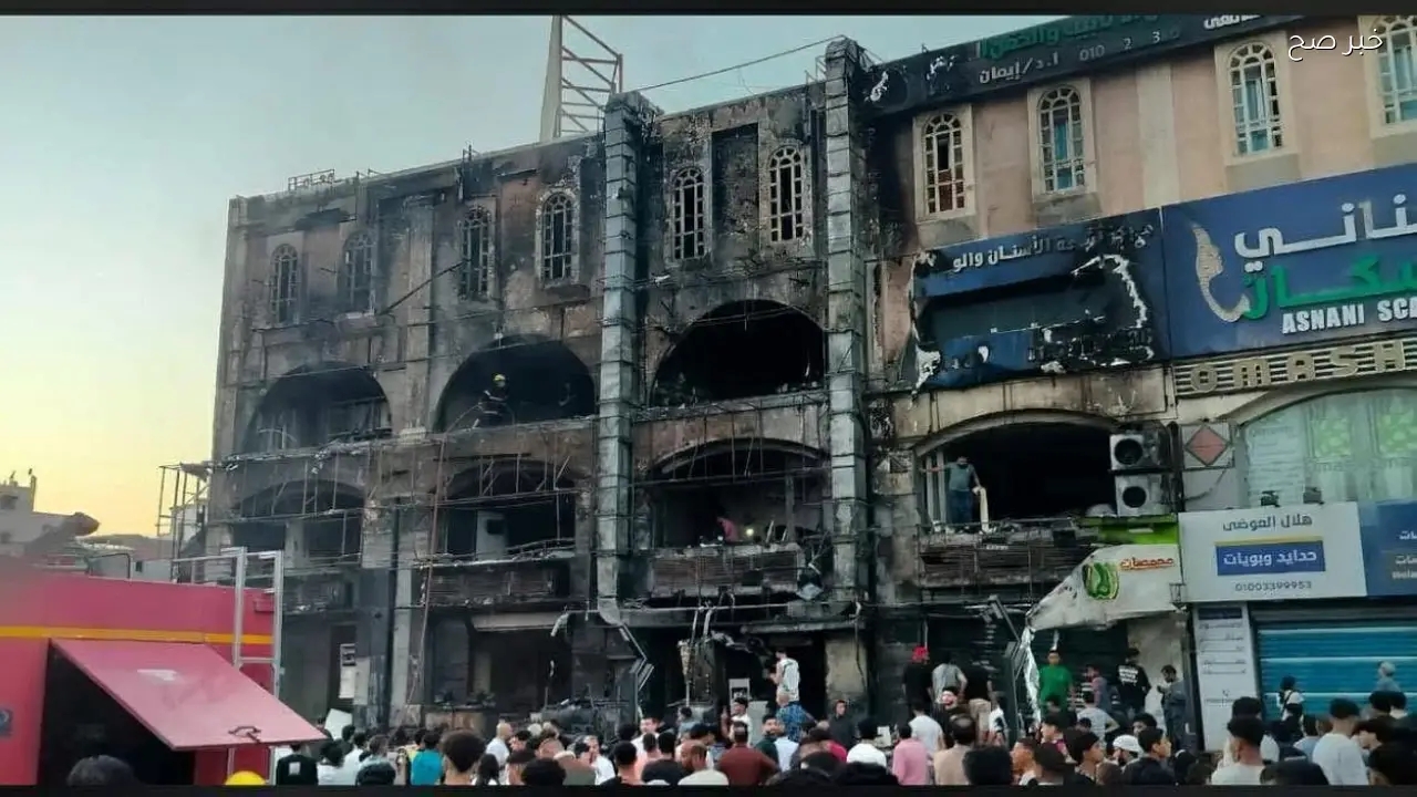 إصابة 3 أشخاص باختناق جراء حريق في مطعم بمدينة العبور