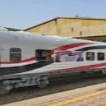 استئناف حركة القطار 809 بعد إصلاح عطل فني بالمنوفية