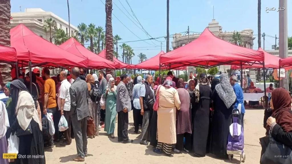محافظ الإسكندرية يوجه بزيادة أسواق اليوم الواحد قبل عيد الأضحى