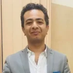 خالد أمين يوضح أسعار الكشف الطبي في العيادات الخاصة