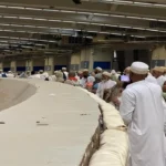 حجاج الجمعيات الأهلية يستمرون في رمي الجمرات خلال أيام التشريق