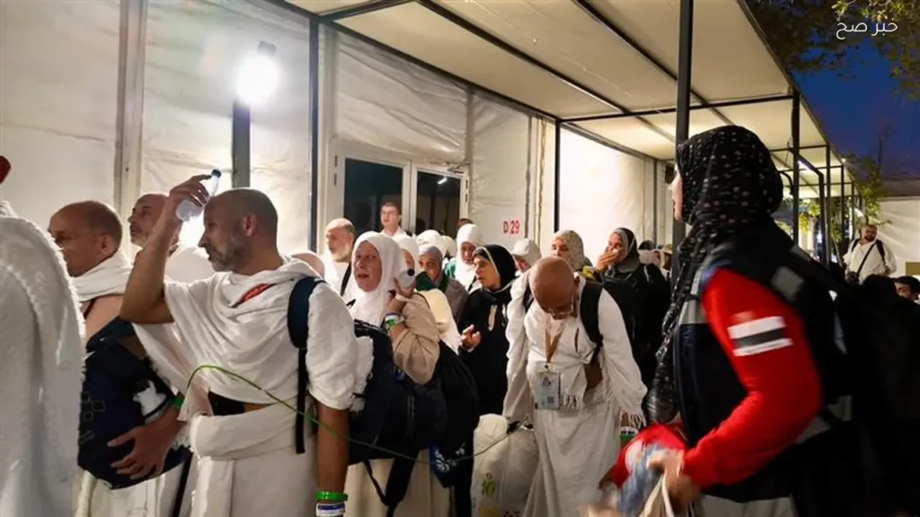 نجاح نفرة حجاج الجمعيات الأهلية من عرفات إلى مزدلفة مع غروب الشمس