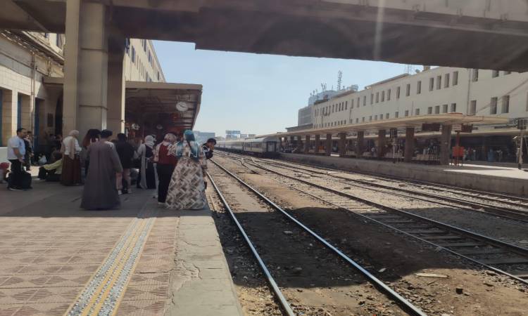 انتظام العمل بمرافق النقل والمواصلات