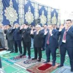 المحافظون يؤدون صلاة عيد الأضحى ويشيدون بتنظيم الأوقاف