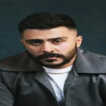 أحمد كامل يطلب الدعاء لزوجته بعد تعرضها لأزمة صحية