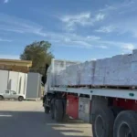 الهلال الأحمر المصري يرسل قافلة مساعدات جديدة إلى غزة
