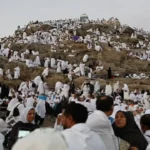 وزارة السياحة تطبق خطة لحماية الحجاج من حرارة عرفات