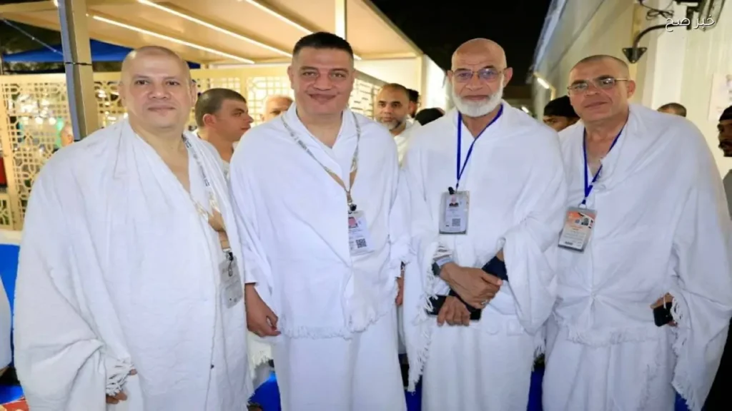 جميع حجاج الجمعيات الأهلية يؤدون المناسك في مشعر عرفات