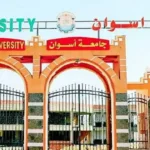 رئيس جامعة أسوان يتفقد الاستعدادات لاستئناف امتحانات الفصل الدراسي الثاني