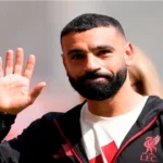 سلوت يفكر في عقوبة تأديبية لمحمد صلاح بعد بيانه الأخير