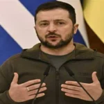 زيلينسكي يحذر من هجوم روسي وشيك على أوكرانيا