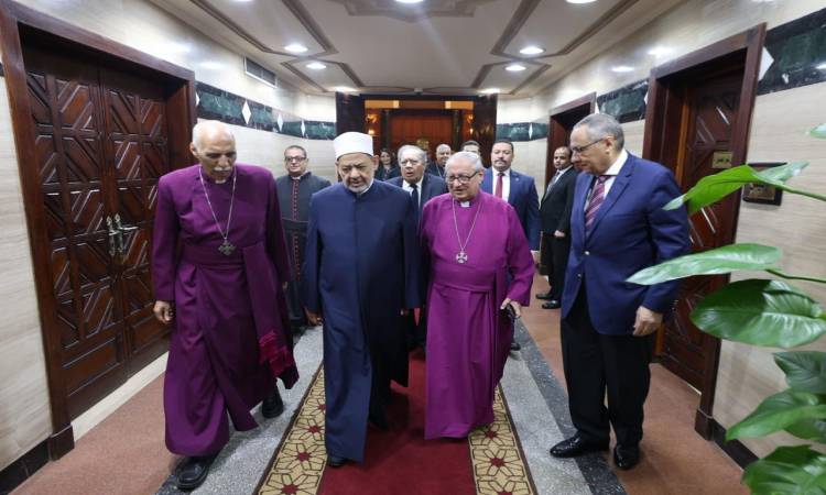 شيخ الأزهر يستقبل رئيس الكنيسة الأسقفية الأنجليكانية