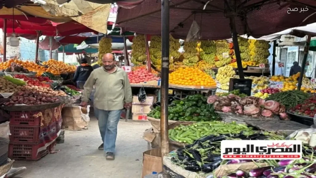 استقرار أسعار الخضراوات والفاكهة في سوق العبور اليوم الأحد