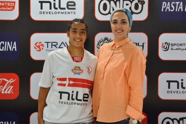 الزمالك يتعاقد مع غرام أسامة لمدة موسمين لتعزيز فريق الكرة النسائية الزمالك يتعاقد مع غرام أسامة لمدة موسمين لتعزيز فريق الكرة النسائية