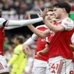 ماكس دومان يسجل رقمًا قياسيًا كأصغر لاعب أساسي في الدوري الإنجليزي