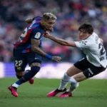 تشكيل برشلونة لمواجهة فالنسيا يتضمن ليفاندوفسكي