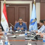 محافظ البحر الأحمر يبحث إغلاق الأنشطة البحرية خلال سوء الأحوال الجوية