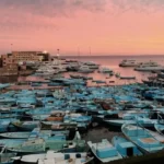 آلاف الصيادين في البحر الأحمر يواجهون أزمة معيشية بعد توقف الصيد