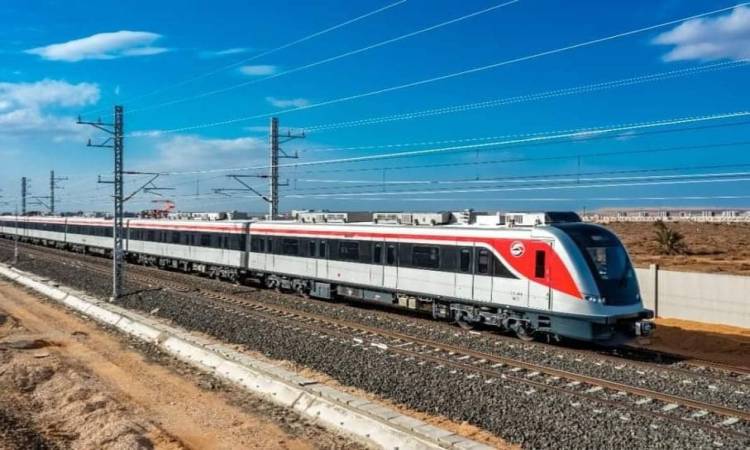 القطار الكهربائى الخفيف LRT